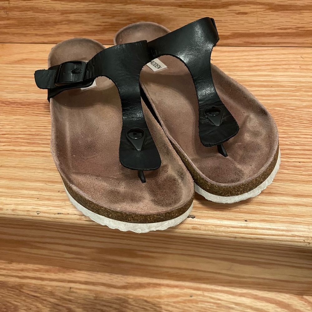 Steve Madden Black Leather "Lakonda" Sandals Size 8.5🌸